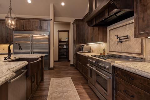 56619 Sunstone Loop, Bend, OR 97707 photo 9