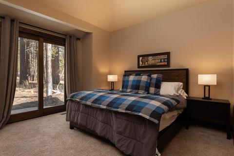 56619 Sunstone Loop, Bend, OR 97707 photo 16