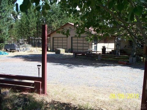 52060 Dustan Rd, La Pine, OR 97739 photo 8