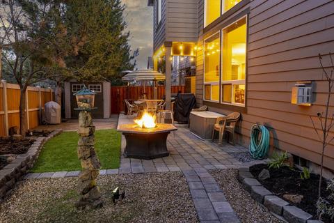 20540 Jacklight Ln, Bend, OR 97702 photo 23