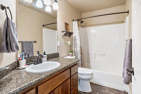 1126 Rustler Peak St, Central Point, OR 97502 photo 37