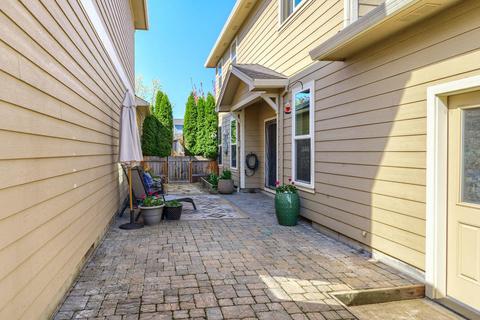 1126 Rustler Peak St, Central Point, OR 97502 photo 10