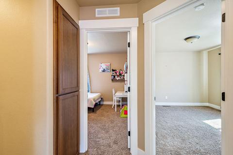 1126 Rustler Peak St, Central Point, OR 97502 photo 32