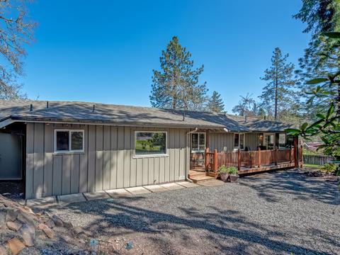 155 E 49th Ave, Eugene, OR 97401 photo 9