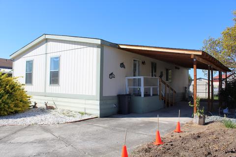 301 Freeman Rd UNIT 16, Central Point, OR 97502 photo 2