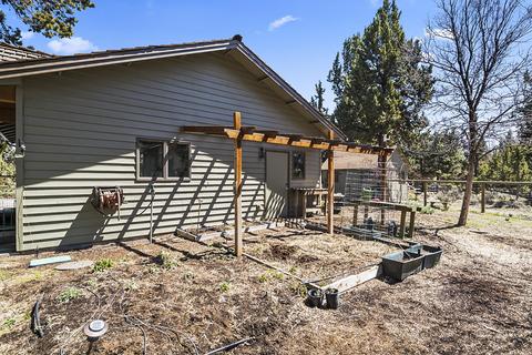 64477 Joe Neil Rd, Bend, OR 97701 photo 32