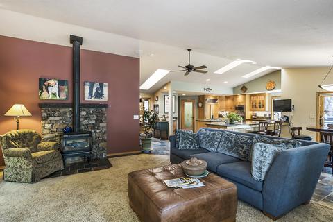 64477 Joe Neil Rd, Bend, OR 97701 photo 16