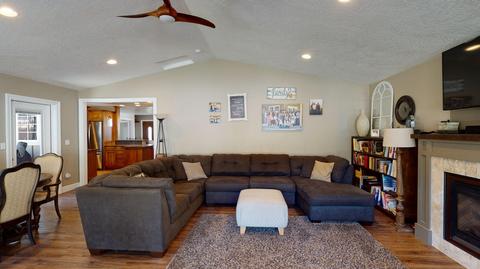 290 Crestview Loop, Grants Pass, OR 97527 photo 7