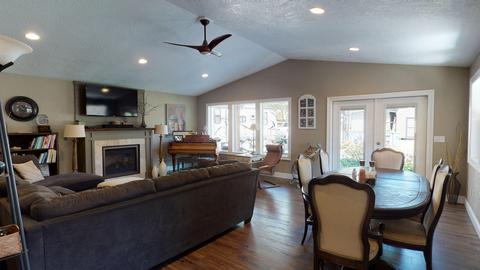 290 Crestview Loop, Grants Pass, OR 97527 photo 3