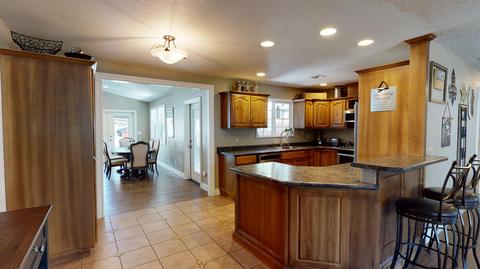 290 Crestview Loop, Grants Pass, OR 97527 photo 11