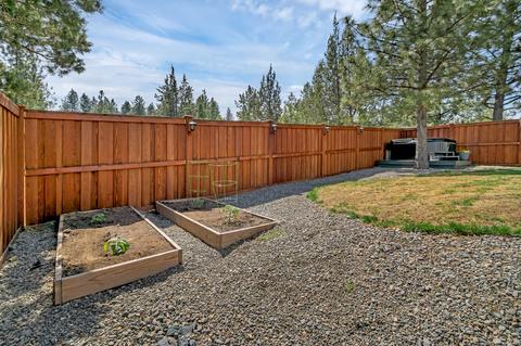 19989 Voltera Pl, Bend, OR 97702 photo 30