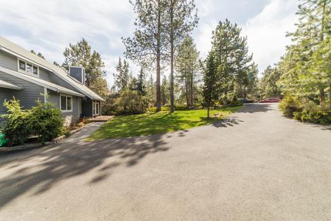 60642 Devon Cir, Bend, OR 97702 photo 4