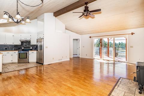 62425 Stenkamp Rd, Bend, OR 97701 photo 6
