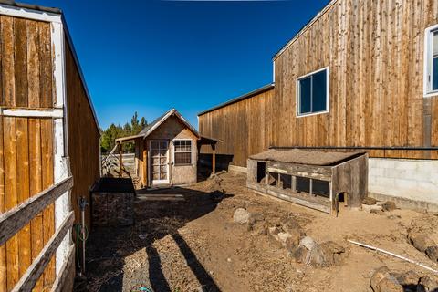 62425 Stenkamp Rd, Bend, OR 97701 photo 37