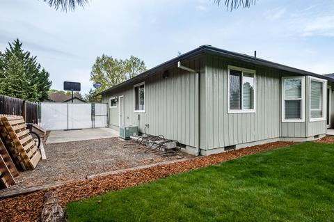 561 Crystal Dr, Eagle Point, OR 97524 photo 35