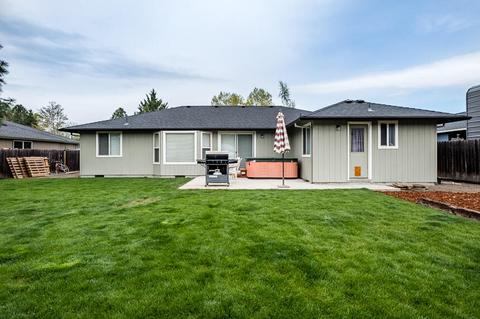 561 Crystal Dr, Eagle Point, OR 97524 photo 32