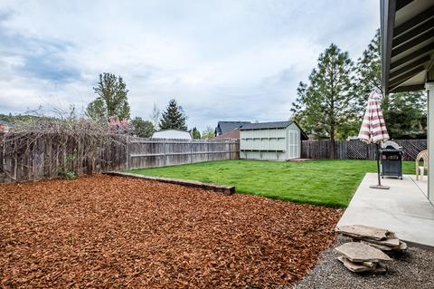 561 Crystal Dr, Eagle Point, OR 97524 photo 30