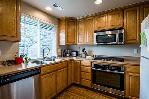 561 Crystal Dr, Eagle Point, OR 97524 photo 11