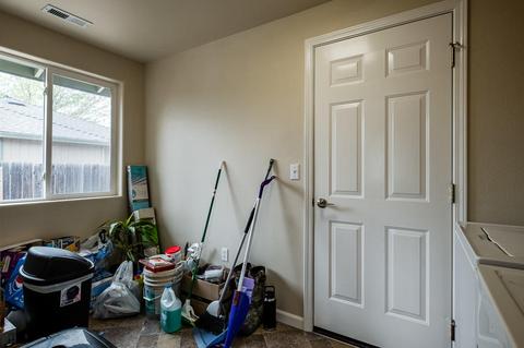 561 Crystal Dr, Eagle Point, OR 97524 photo 15