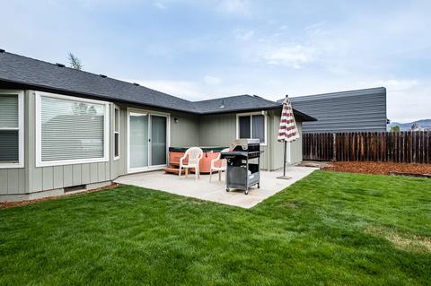 561 Crystal Dr, Eagle Point, OR 97524 photo 29
