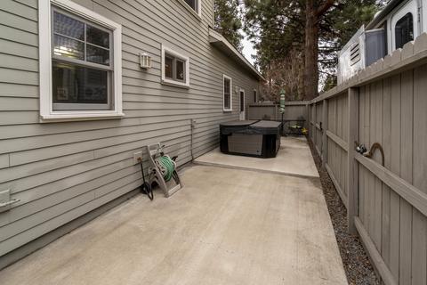 1272 NW Ithaca Ave, Bend, OR 97703 photo 24