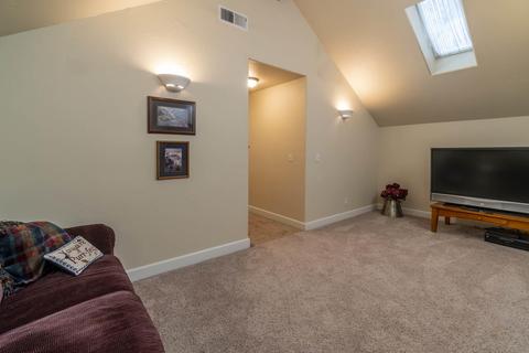 1272 NW Ithaca Ave, Bend, OR 97703 photo 21