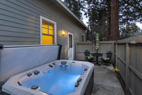 1272 NW Ithaca Ave, Bend, OR 97703 photo 32