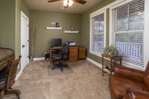 1272 NW Ithaca Ave, Bend, OR 97703 photo 2