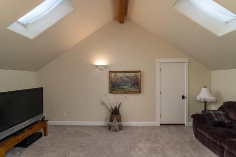 1272 NW Ithaca Ave, Bend, OR 97703 photo 19