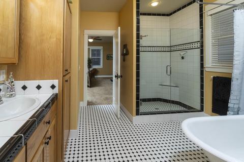 1272 NW Ithaca Ave, Bend, OR 97703 photo 12
