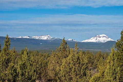 65570 Sisemore Rd, Bend, OR 97703 photo 3