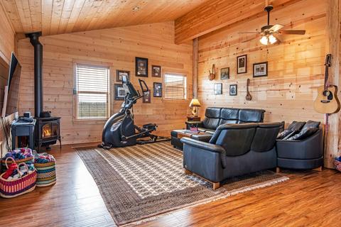 65570 Sisemore Rd, Bend, OR 97703 photo 17