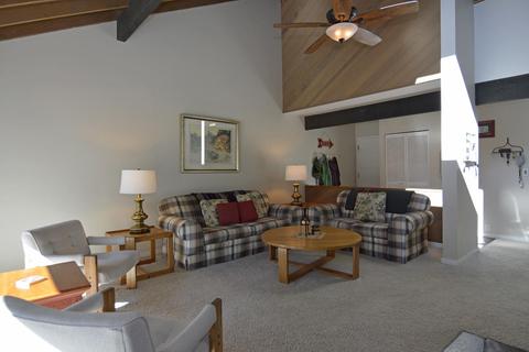57251 Meadow House Loop, Sunriver, OR 97707 photo 7