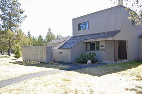 57251 Meadow House Loop, Sunriver, OR 97707 photo 2