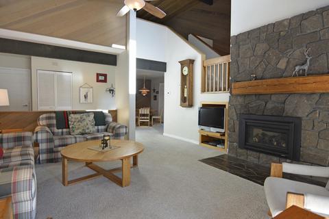 57251 Meadow House Loop, Sunriver, OR 97707 photo 8