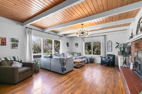 2100 NE 8th St, Bend, OR 97701 photo 6
