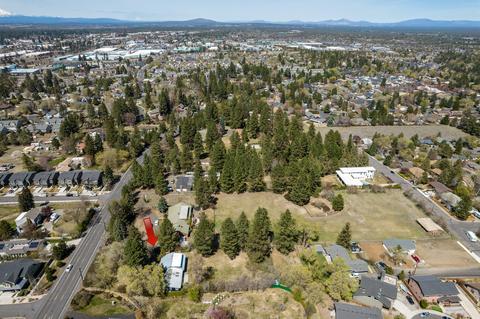 2100 NE 8th St, Bend, OR 97701 photo 25