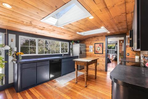 2100 NE 8th St, Bend, OR 97701 photo 12