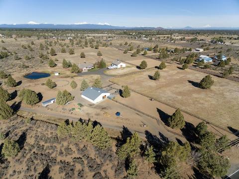 22575 Skyview Ln, Bend, OR 97702 photo 39