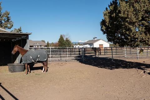 22575 Skyview Ln, Bend, OR 97702 photo 28