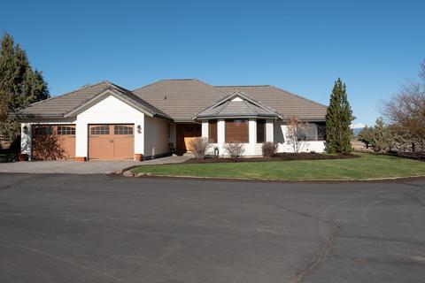 22575 Skyview Ln, Bend, OR 97702 photo 3