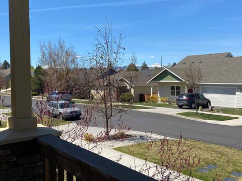 20703 Beaumont Dr, Bend, OR 97701 photo 16
