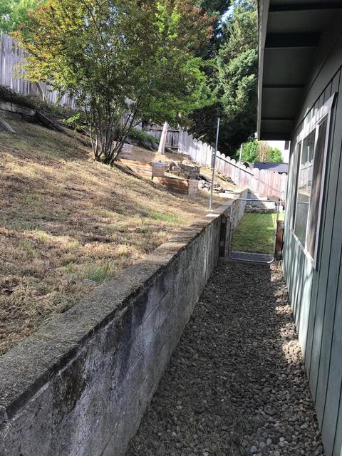 715 Talbot St, Eagle Point, OR 97524 photo 24