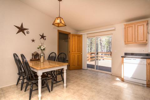 16292 Lava Dr, La Pine, OR 97739 photo 11