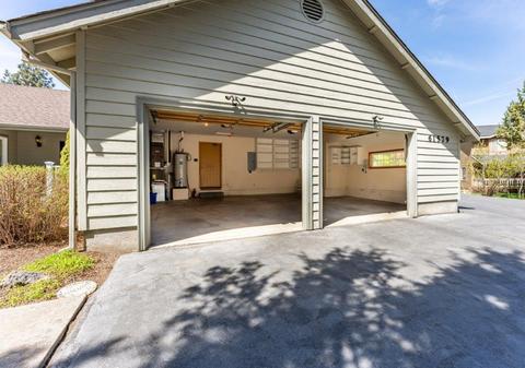 61579 SE Range Pl, Bend, OR 97702 photo 35