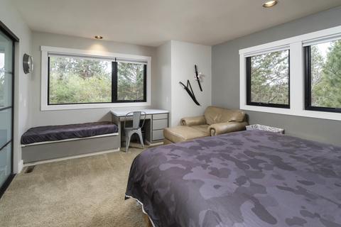 60010 E Ridgeview Dr, Bend, OR 97702 photo 21