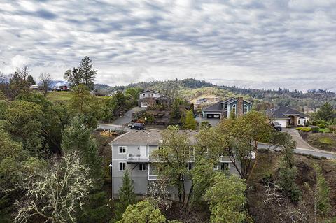 1580 Panoramic Loop, Grants Pass, OR 97527 photo 29