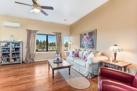 60805 Jennings Rd, Bend, OR 97702 photo 5