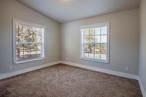 65233 73rd St, Bend, OR 97703 photo 13