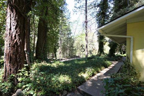 981 Upper Applegate Rd, Jacksonville, OR 97530 photo 4